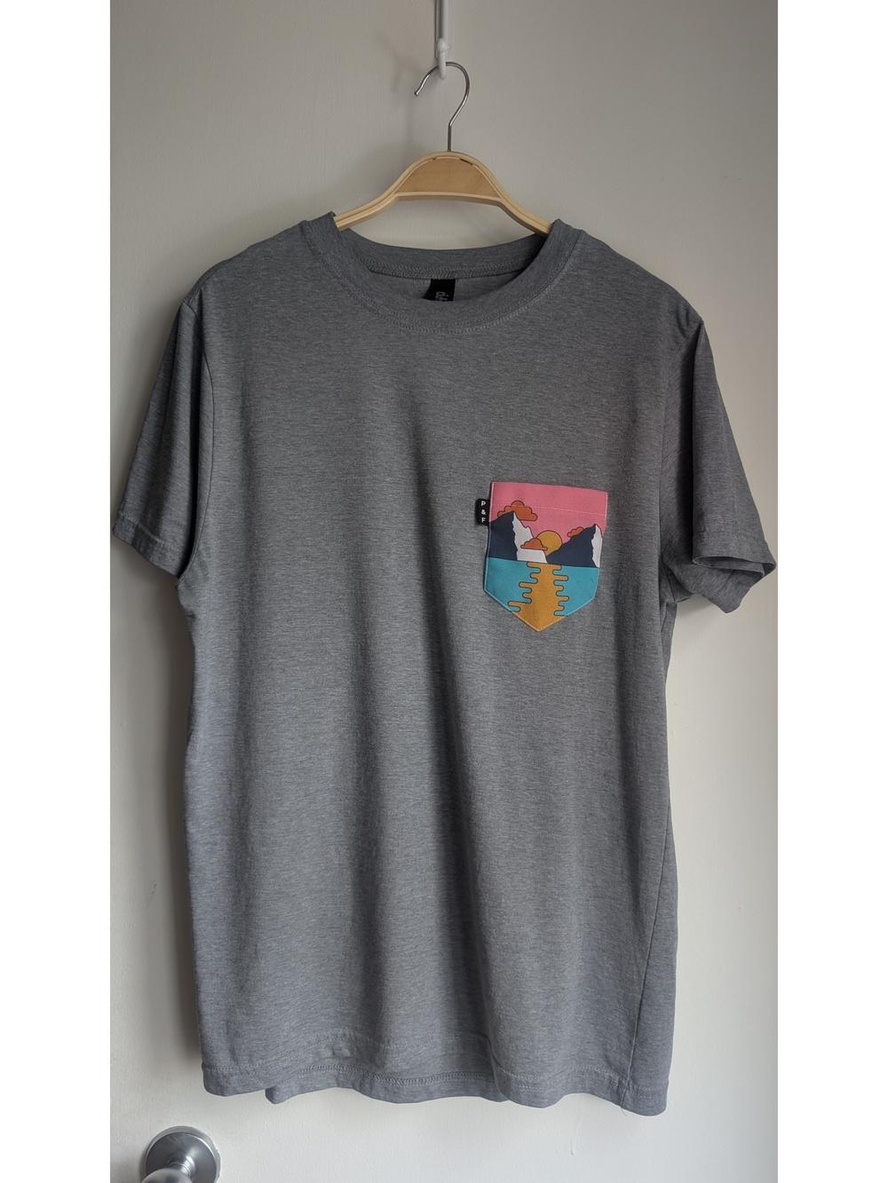 Gray Short-Sleeve Pocket Tee with Sunset Graphic